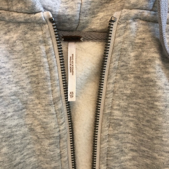 Free People Grey Oversized Pullover - Picture 2 of 6